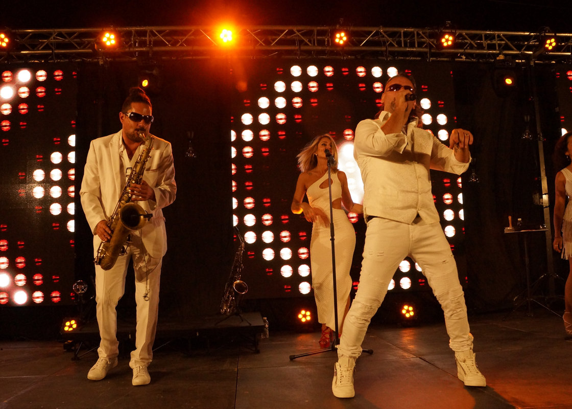 Show Time Live Band